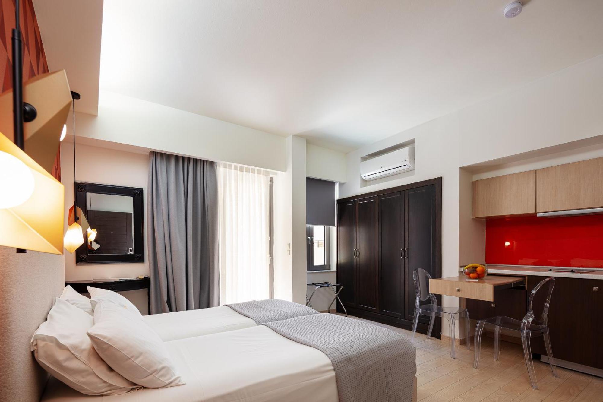 Steris Elegant Beach Hotel & Apartments Rethymno  Exterior photo