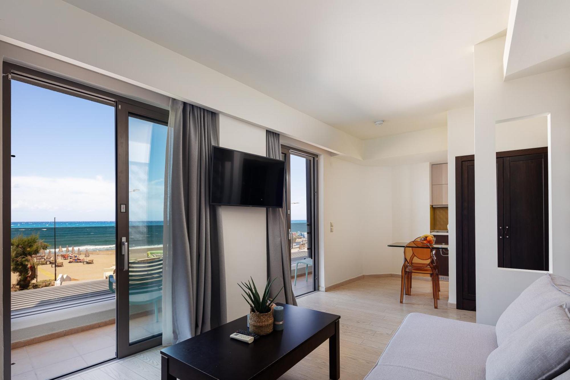 Steris Elegant Beach Hotel & Apartments Rethymno  Exterior photo