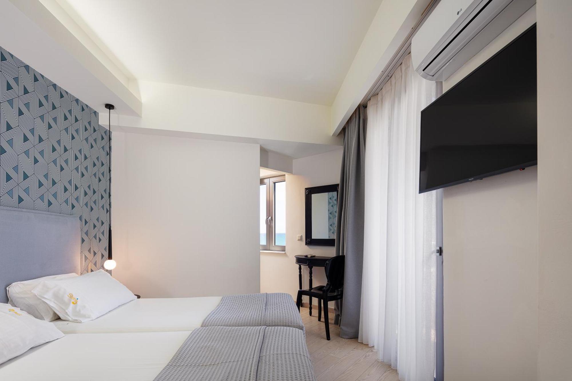 Steris Elegant Beach Hotel & Apartments Rethymno  Exterior photo