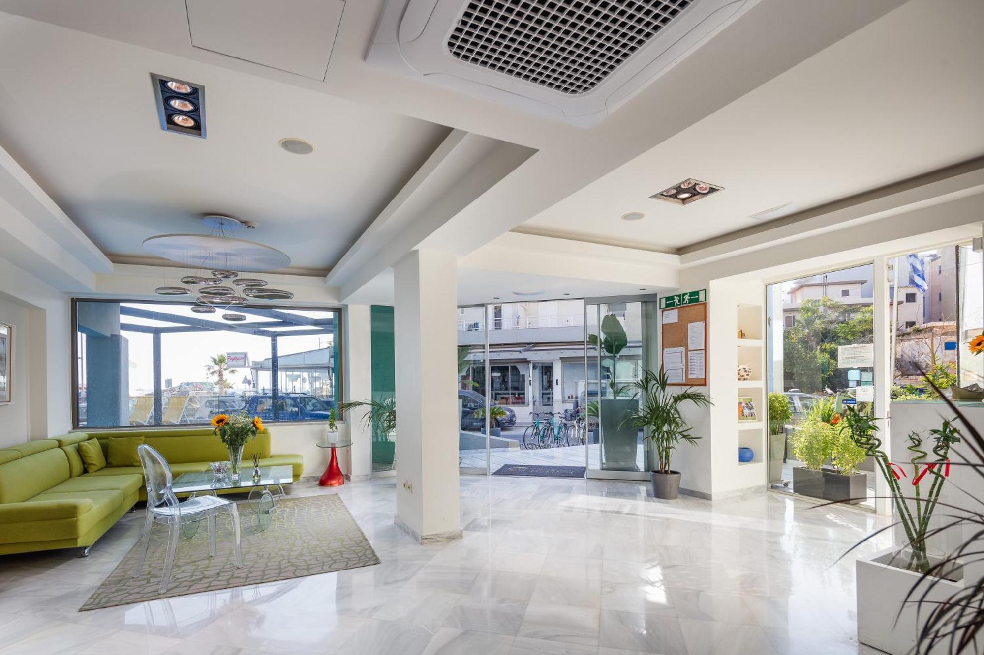 Steris Elegant Beach Hotel & Apartments Rethymno  Exterior photo