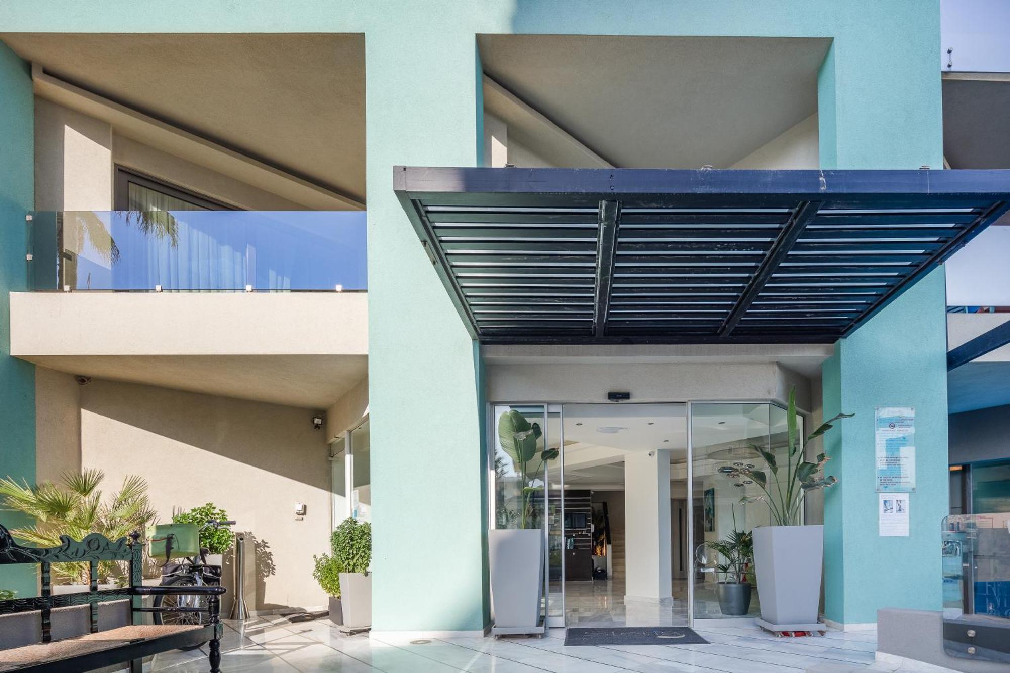 Steris Elegant Beach Hotel & Apartments Rethymno  Exterior photo