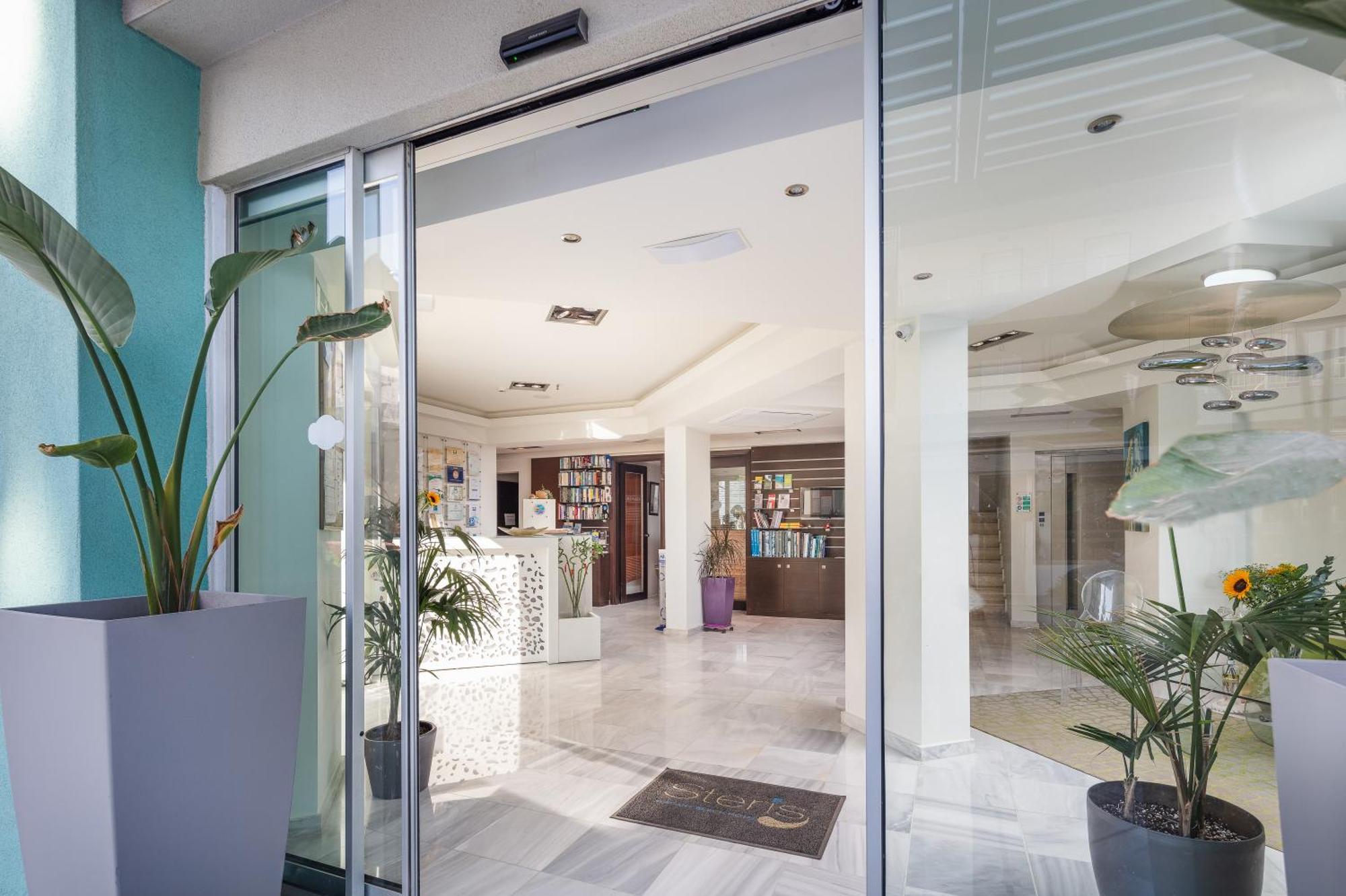 Steris Elegant Beach Hotel & Apartments Rethymno  Exterior photo
